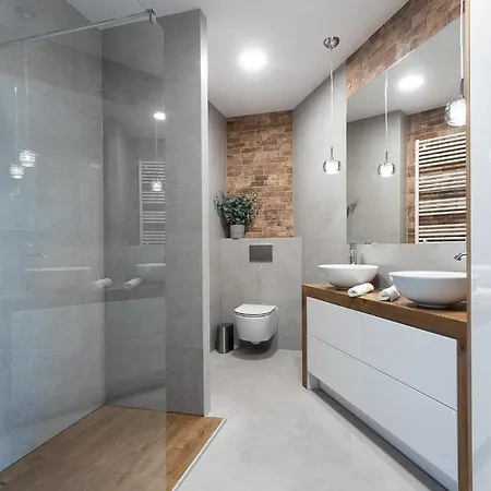 B&w Luxurious In The Center Of * Wrocław